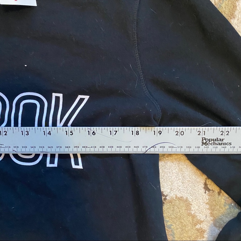 Reebok sweatshirt black new large medium - Picture 3 of 3